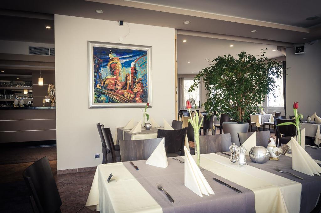 Waldhotel Sindelfingen Am Eichholz Εξωτερικό φωτογραφία