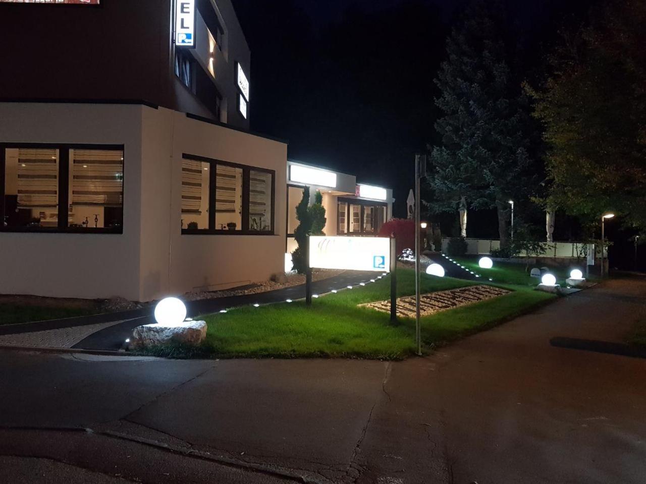 Waldhotel Sindelfingen Am Eichholz Εξωτερικό φωτογραφία