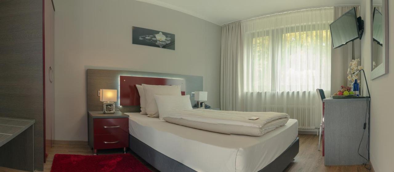 Waldhotel Sindelfingen Am Eichholz Εξωτερικό φωτογραφία