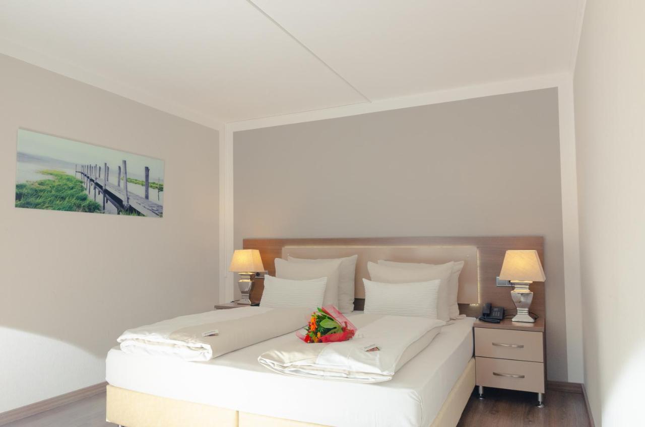 Waldhotel Sindelfingen Am Eichholz Εξωτερικό φωτογραφία